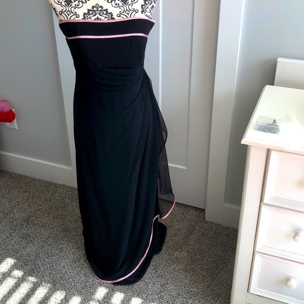 Black strapless gown with pink detail